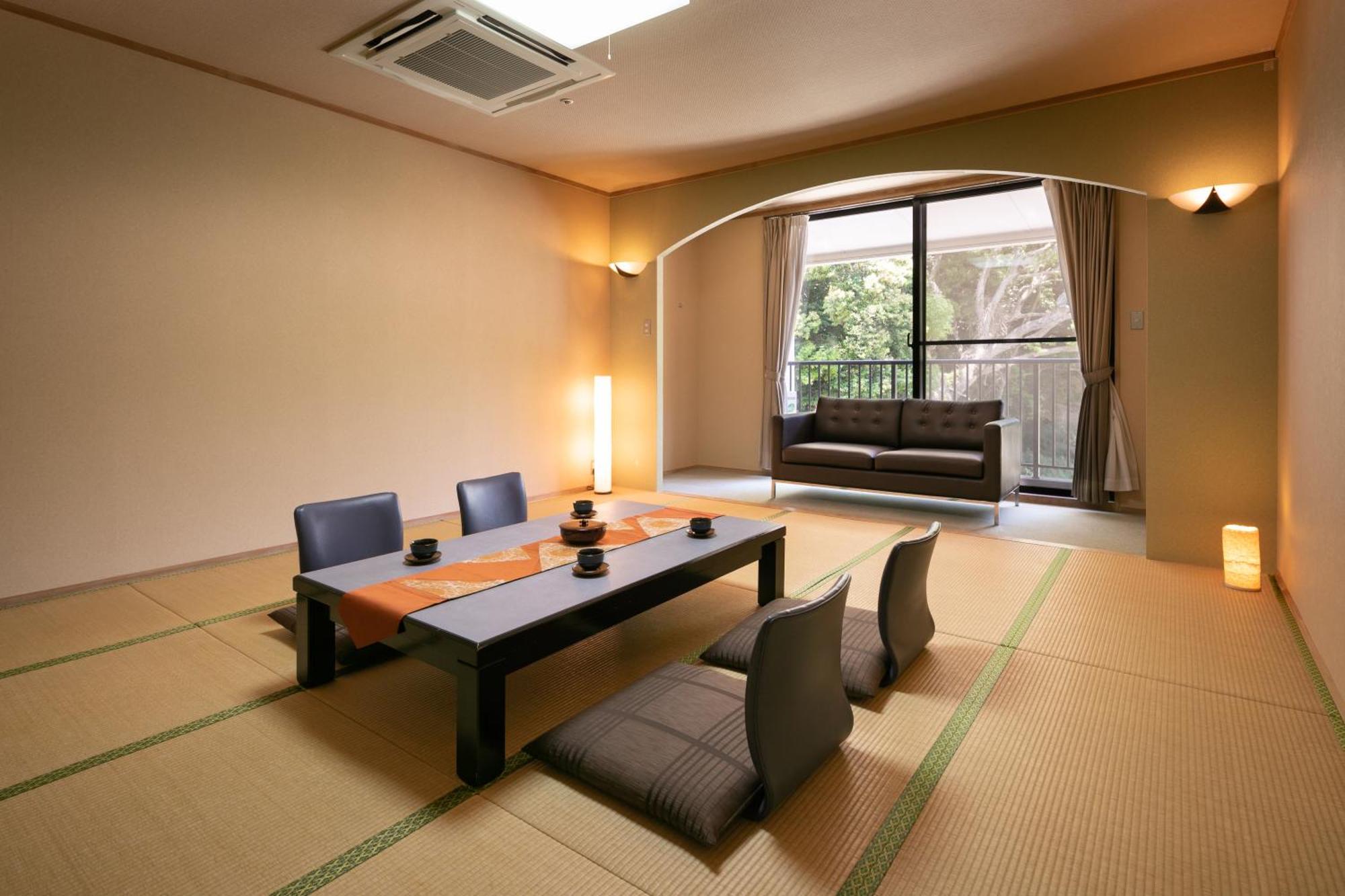 Kujyukushima Seaside Terrace Hotel Sasebo Bagian luar foto